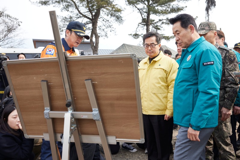 경기도지사 포탄현장 (2).jpg