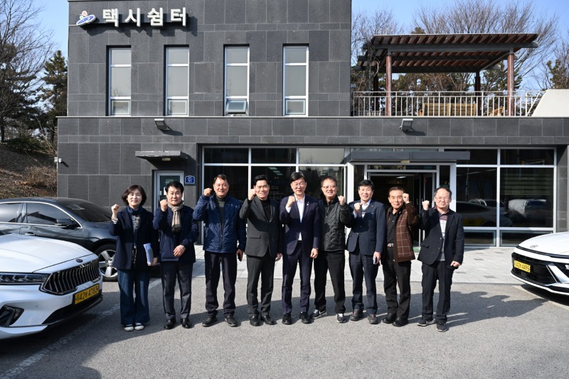 2.이민근 안산시장, 택시쉼터 방문… 현장 소통의 시간 가져(1).jpg