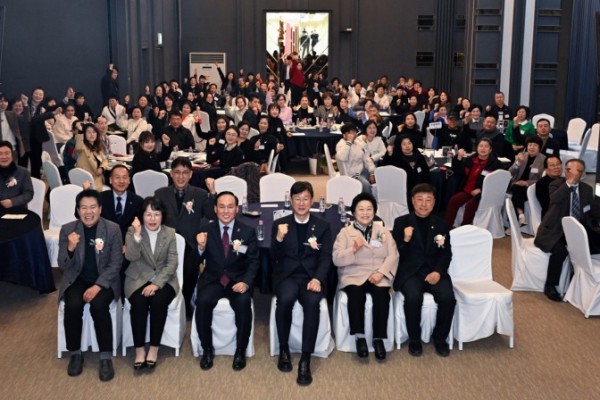 1.이민근 안산시장, 외식업 경쟁력 강화 지원… 중앙회 정기총회 참석.jpg