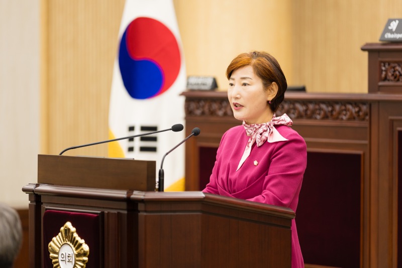 현옥순 의원 개인형 이동장치 운행 관련 법률 제정 촉구 건의안 채택.jpg