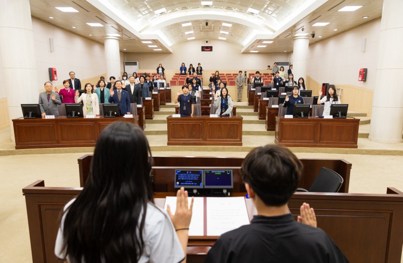 청소년의회 2025년 활동 첫발 (2).jpg