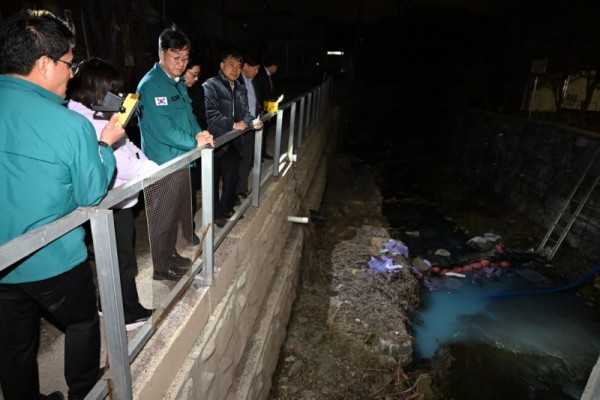 안산시, 안산천 상류 오염 1.jpg