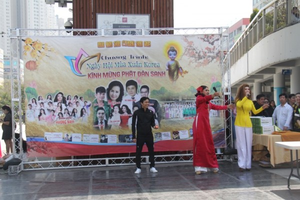 부처님오신날 축제1.JPG