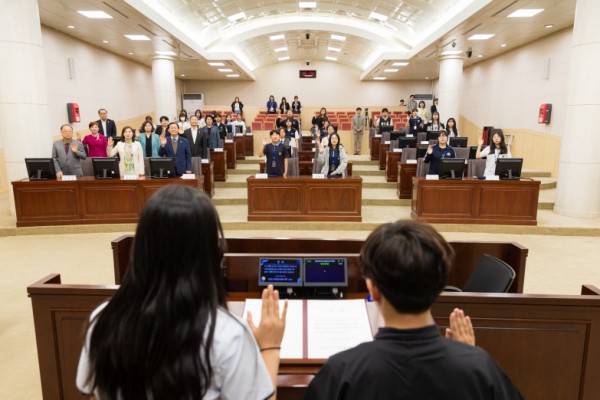 청소년의회 2025년 활동 첫발 (2).jpg