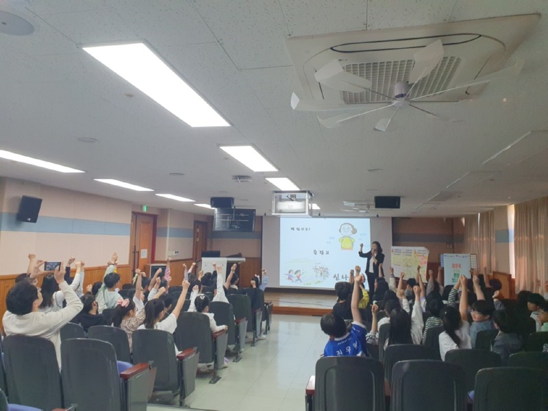 안산교육지원청, 작가와의 특별한 만남을 통해 미래의 꿈을 키우다_1.jpeg