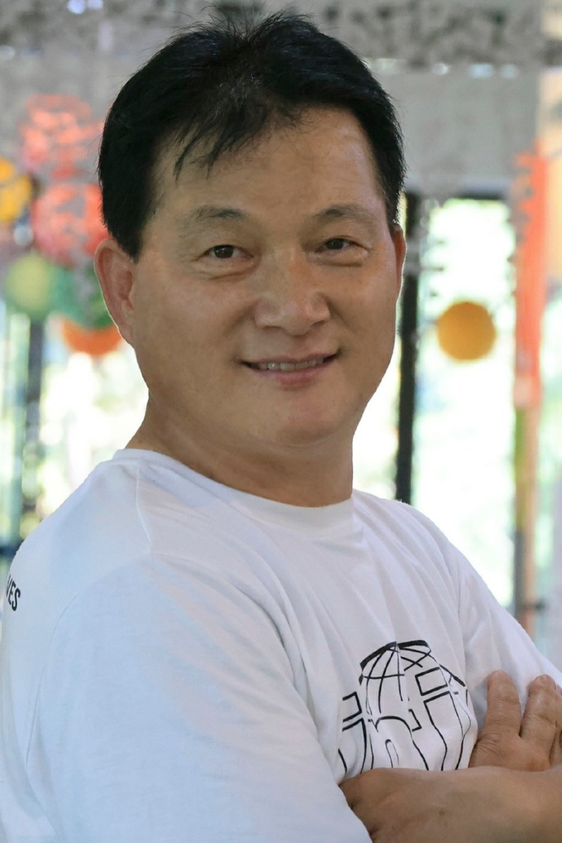 김태창 여름용 사진 편집국장.jpg