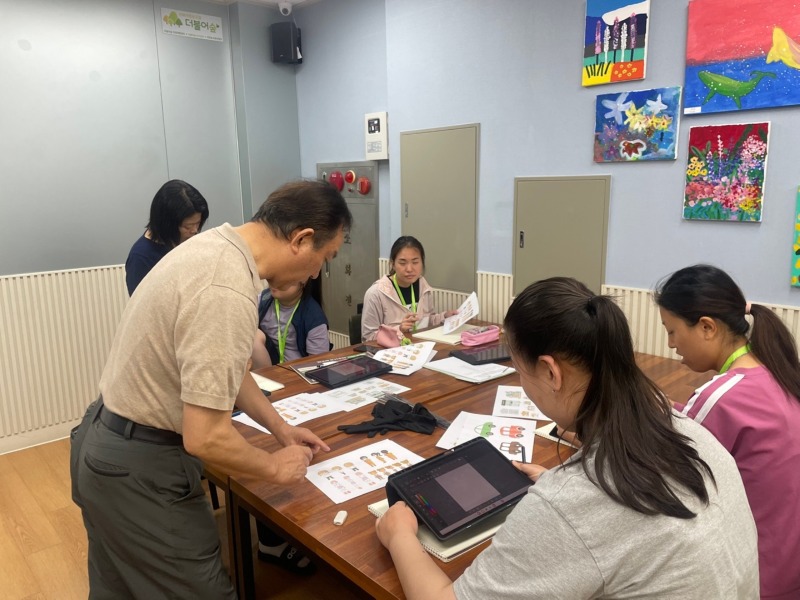 안산시, 더불어숲 직업재활센터-한양대 디자인학과 산학 연계 협업.jpg