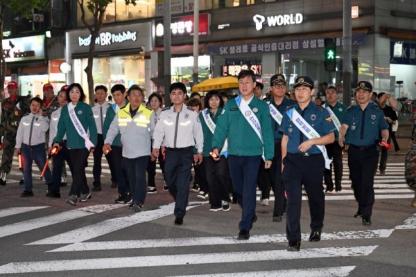 안산시, 한대앞역 일원 민·관·경 합동 순찰… 시민안전모델 가동 (1).jpg