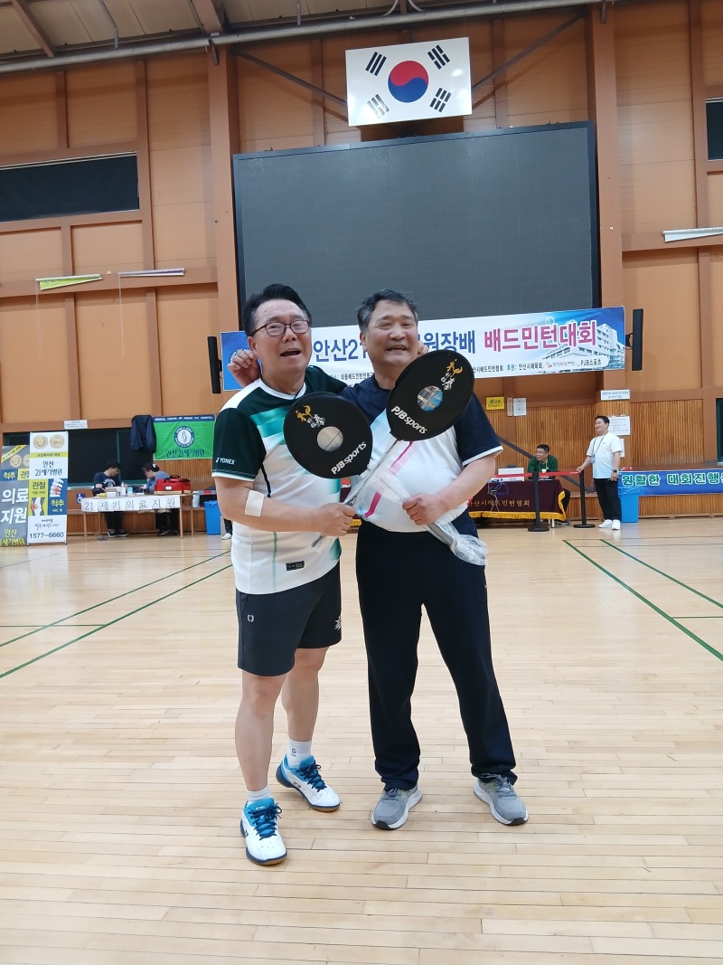 대부배드민턴 60대 남복 우승.jpg