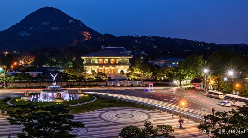 청와대 야간11.jpg