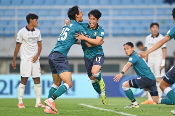 안산그리너스 ‘기분 좋은 2라운드 시작!’ .jpg