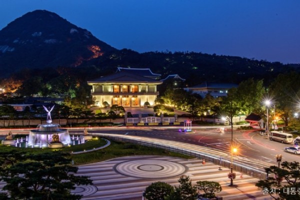 청와대 야간11.jpg