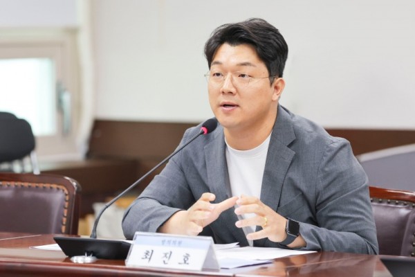 안산시의회 최진호 의원 발의 인공지능 조례안 상임위 통과.JPG