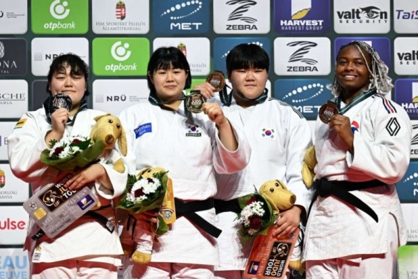 안산시청 김하윤, 34년 만에 세계유도대회 최중량급 금메달 쾌거.jpg