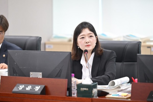 장윤정 의원, “1조 이월·0원 집행 예산...도 재정 운용 전면 점검 필요”.jpg
