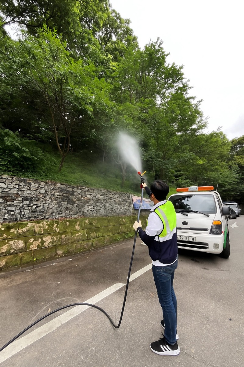 안산시,‘러브버그’출몰 대비한 친환경 예방·홍보 병행 추진.jpg