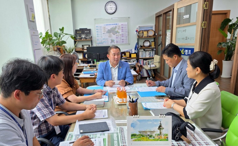 김철진 의원, 반달섬 학교민원관련 안산교육청과 간담회 개최.jpg