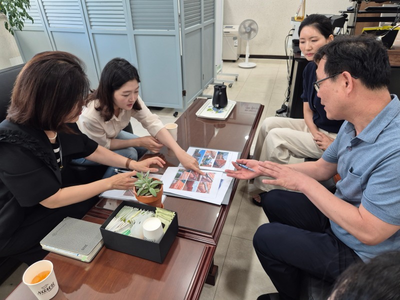 장윤정 의원, 안산 양지중 방문…“학생 안전, 미룰 수 없다”(1).jpg