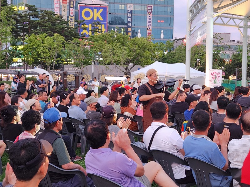 달마다 버스킹1.jpg