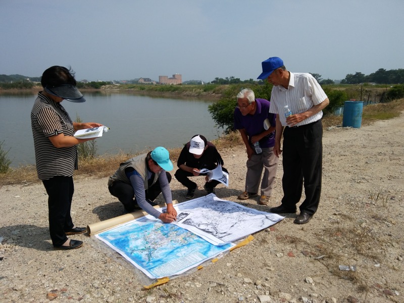 대부저널 15회-1 신정웅 신정웅 교장 선생님과 김정수.jpg