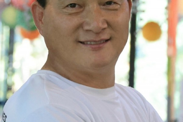 김태창 편집국장 여름용.jpg