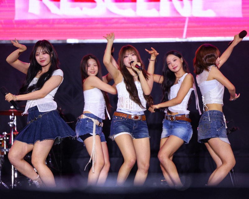 여르미오페스티벌 축제 현장(리센느 무대).jpg