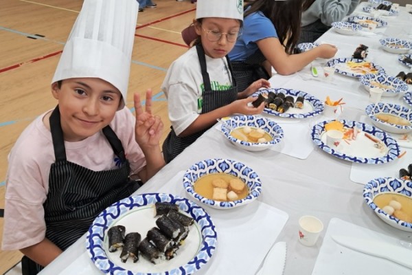 세줄 김밤 외국인.jpg