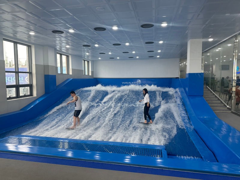 파라다이브 파도타기.jpg