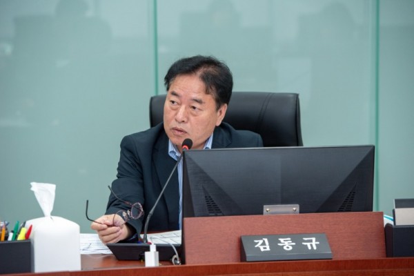 김동규 의원, “복지예산 구조개혁 없인 사업 지속 불가”.jpg