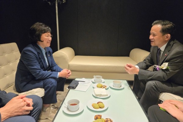 김현 국회의원.jpg