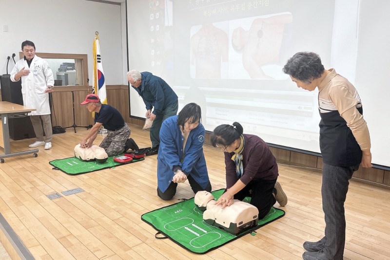 덕적면 심폐소생술 등 응급처치 교육 실시)-2.jpg