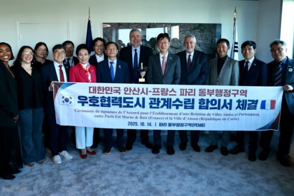 이민근 안산시장 프랑스 현지서.jpg