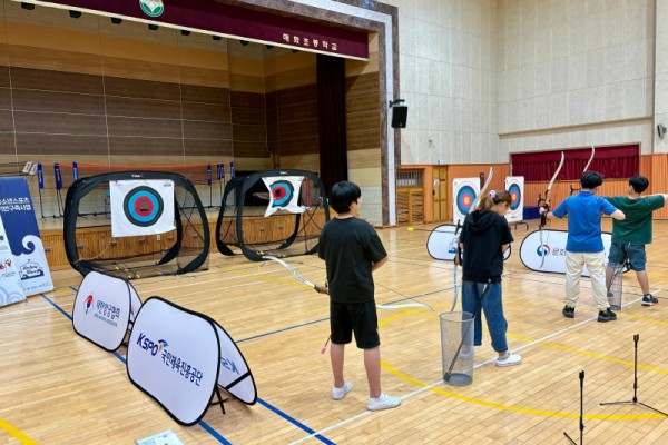 안산 매화 거점형 늘봄센터 양궁,대학연계,씨름 프로그램 운영.jpg