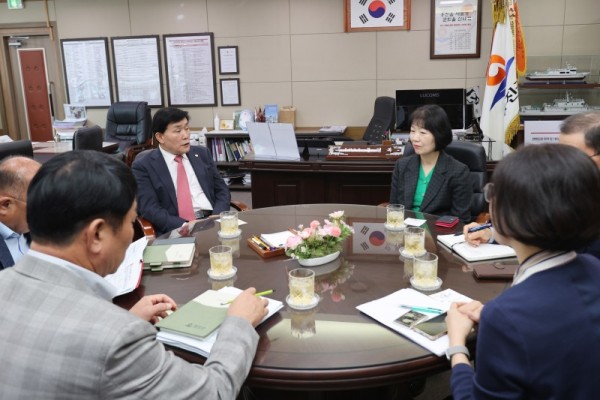 국가데이터처 통계서비스국장, 옹진군 방문해 도서지역 .jpg