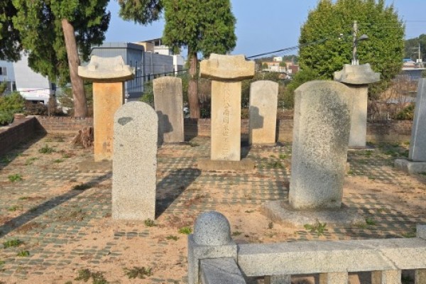 송덕비 만 있음.jpg