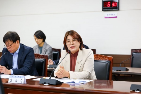 김유숙 의원 발의 종이 사용줄이기 조례안 상임위 통과.JPG