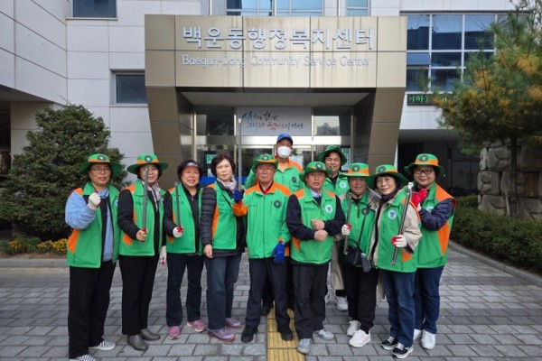 백운동 자율방재단, 안전문화 캠페인 및 환경정화 활동 전개 (1).jpg