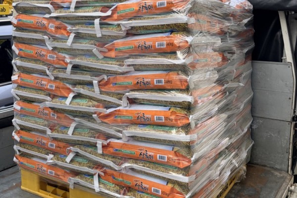 월피동에‘사랑의 쌀’100포 기탁.jpg