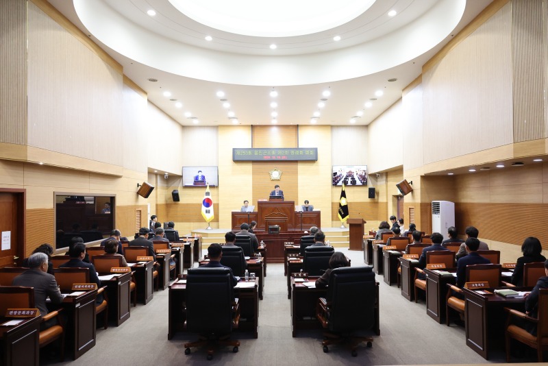 1옹진군의회 제253회 제2차 정례회 폐회).JPG