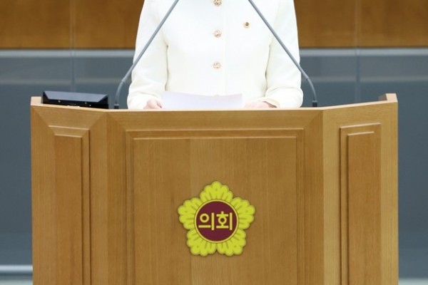 장윤정 의원, “정쟁 아닌 민생, 도민 삶에 닿는 정치 끝까지 책임”(1).jpg