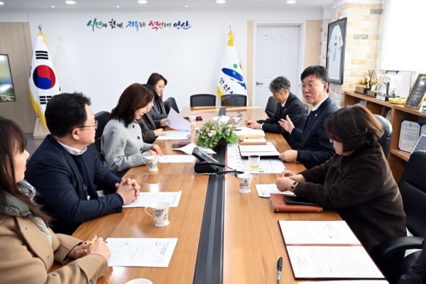 1안산시, 새해 첫 업무협약은 교육청과 미래교육 협력 강화 맞손(2).jpg